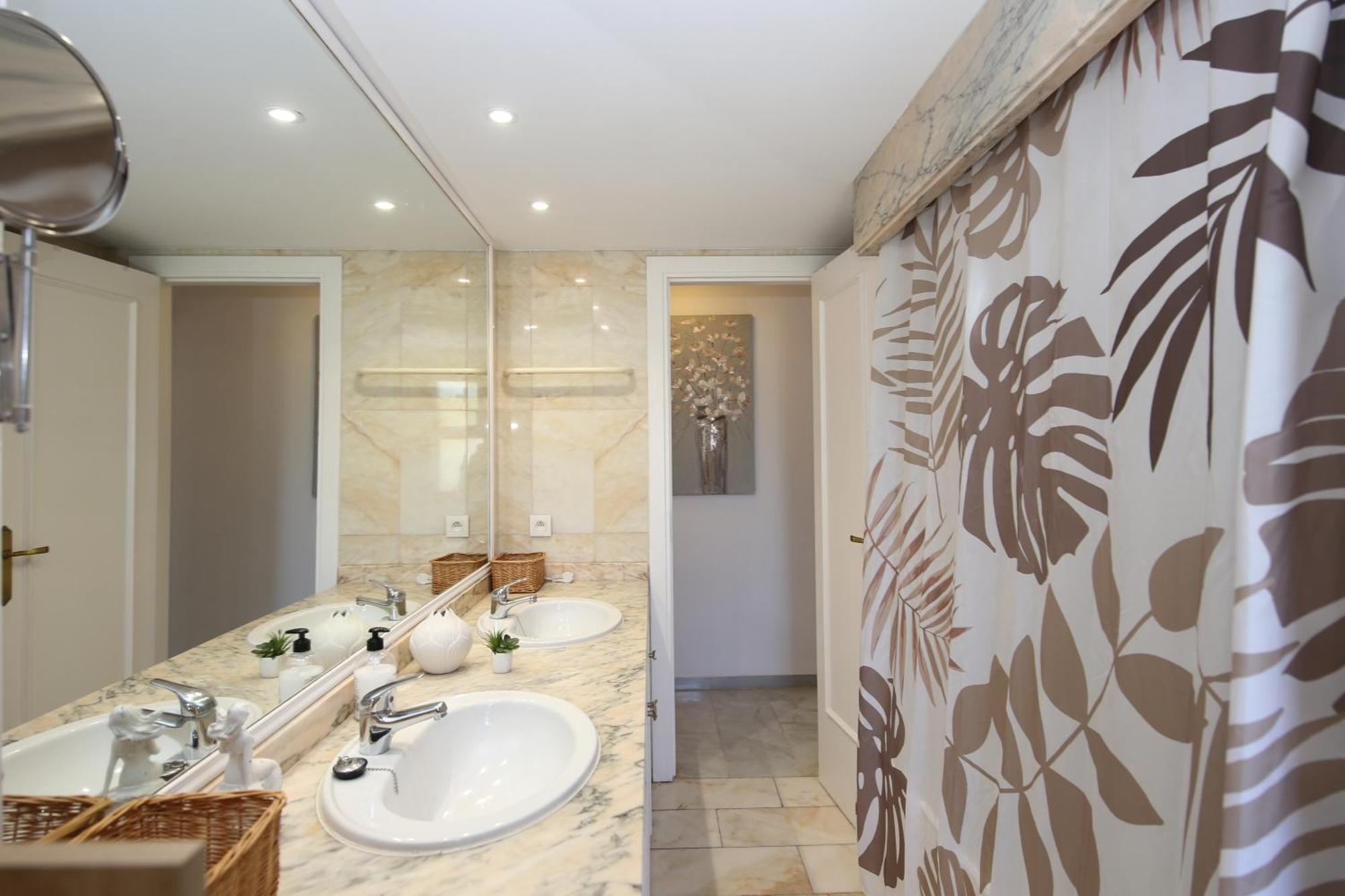 West Townhouse Bianca